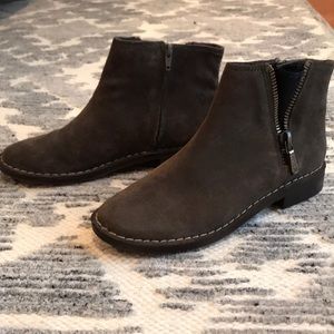 Never worn, brown suede Clark Boots